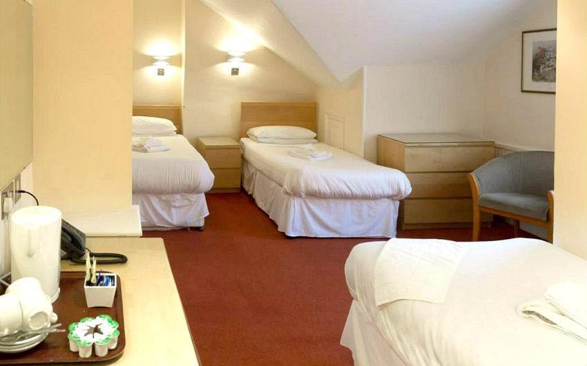 Appletree Hotel Истборн Екстериор снимка
